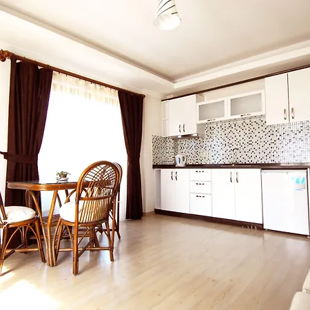 Lidya Hotel