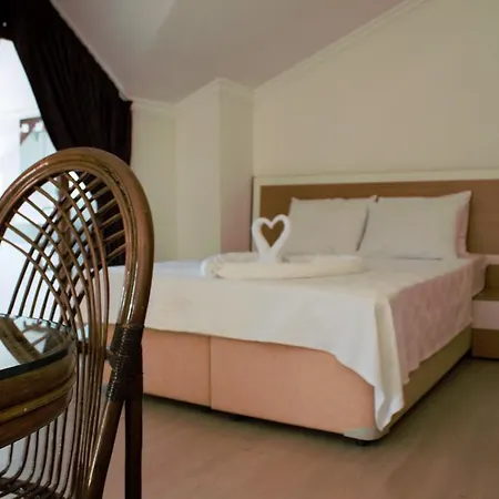 Hotel Lidya