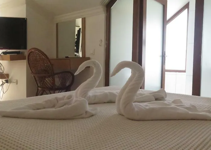 Ξενοδοχείο Lidya 3*