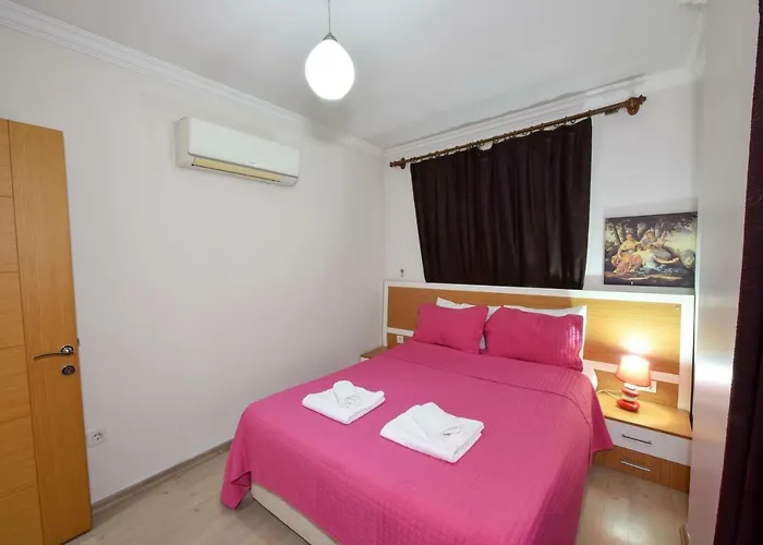 Ξενοδοχείο Lidya 3*