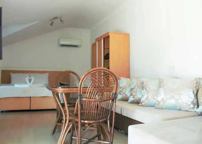 Hotel Lidya 3*
