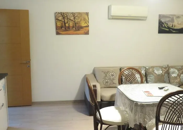 Lidya Hotel 3*